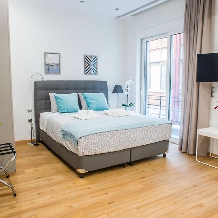 A25 Pristine & Sunny Flat With Balcony At Downtown Athens Apartment Ngoại thất bức ảnh