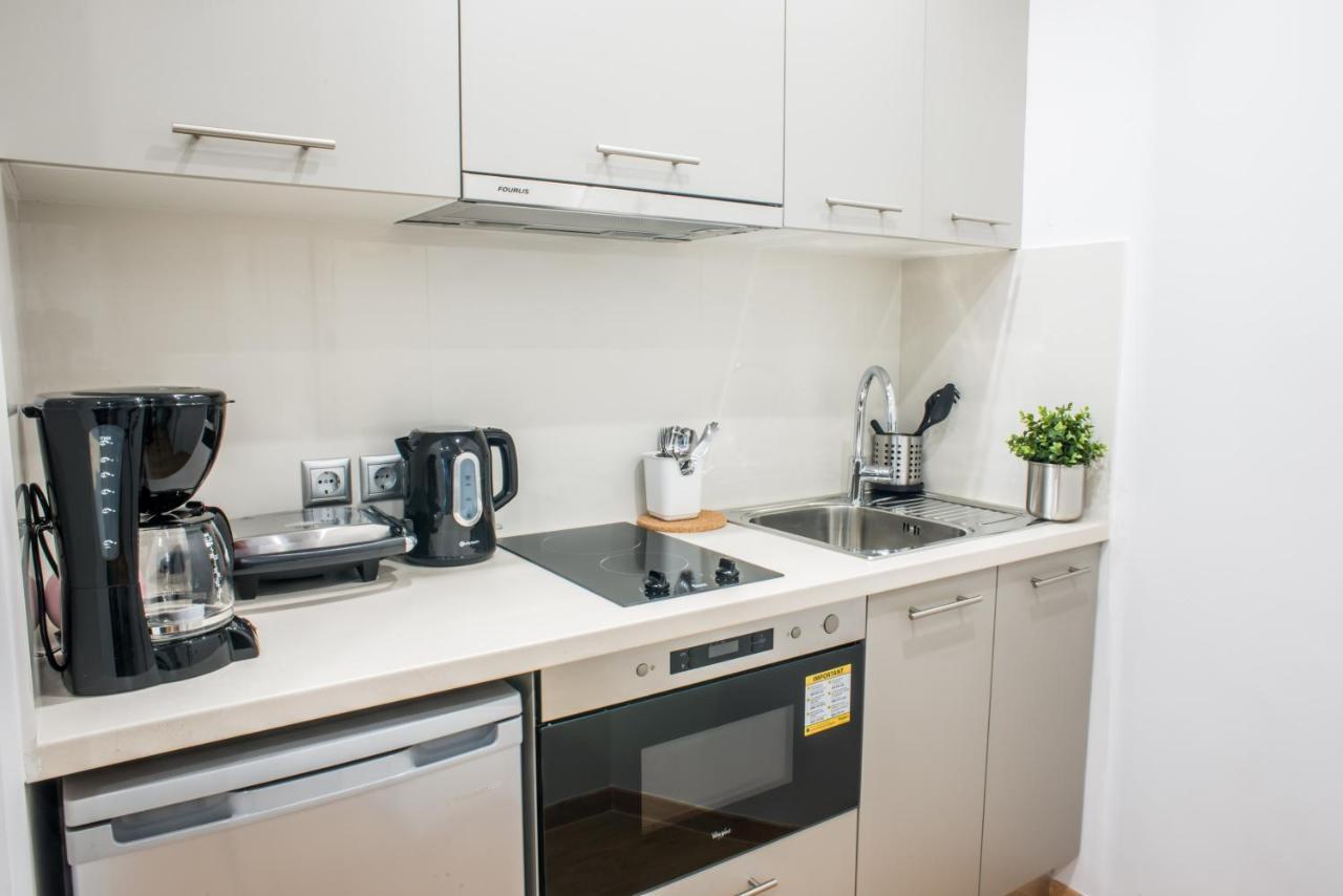 A25 Pristine & Sunny Flat With Balcony At Downtown Athens Apartment Ngoại thất bức ảnh